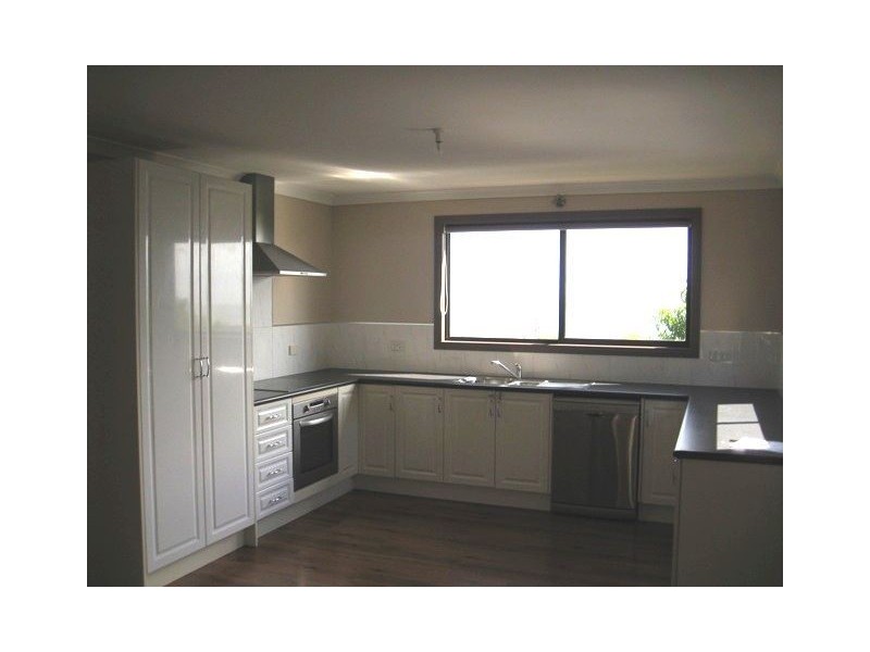 13 Cann Street, Penguin TAS 7316