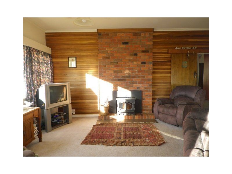 2 William Street, Ulverstone TAS 7315