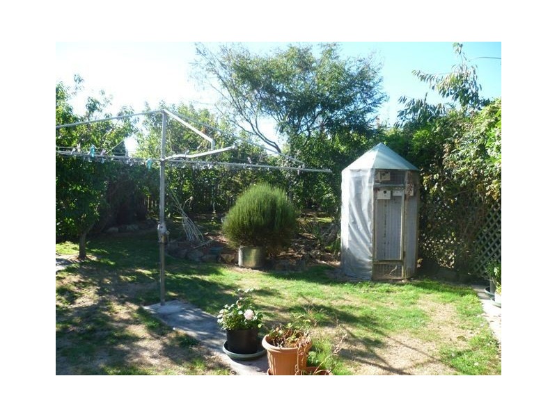 16 Porter Crescent, Ulverstone TAS 7315