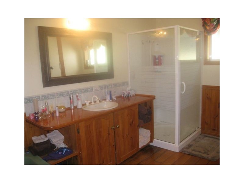 34 South Road, Penguin TAS 7316
