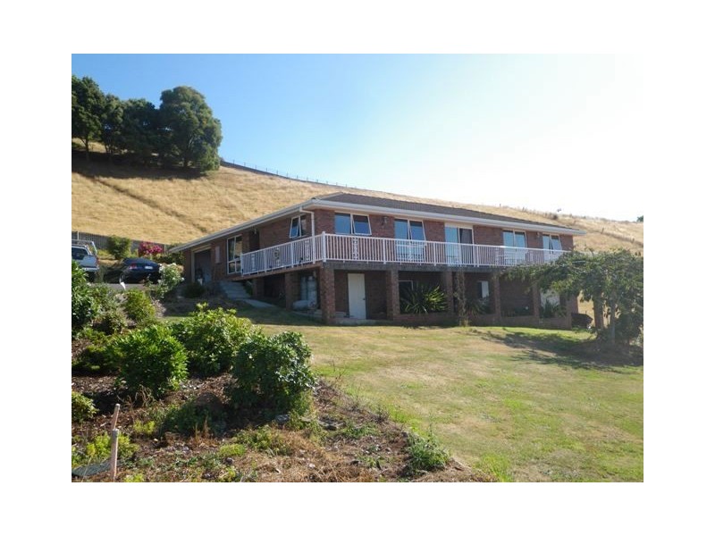 12 Kentish Street, Penguin TAS 7316