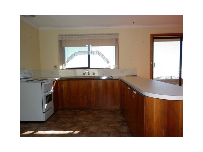 2 Adina Court, Penguin TAS 7316