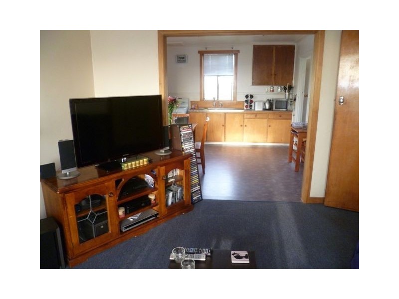 71 South Road, Penguin TAS 7316