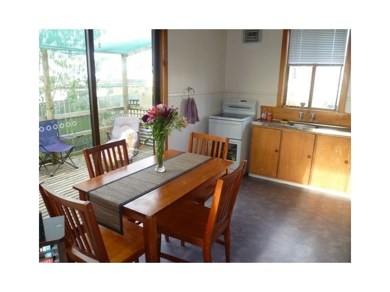 71 South Road, Penguin TAS 7316