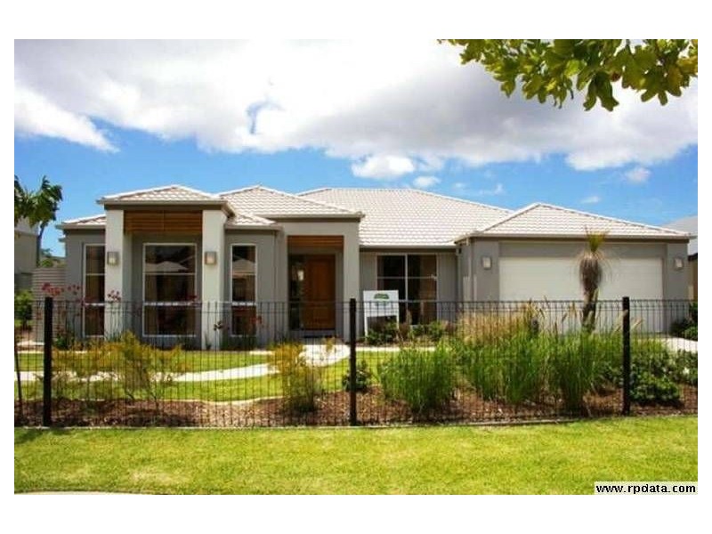7 Creekside Drive, Sippy Downs QLD 4556