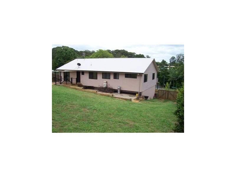 22 Nicklin Road, Palmwoods QLD 4555