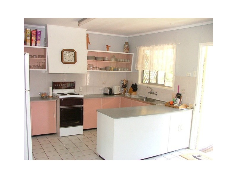 3 Highview Avenue, Nambour QLD 4560