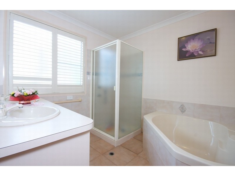 16 Eagleview Court, Woombye QLD 4559