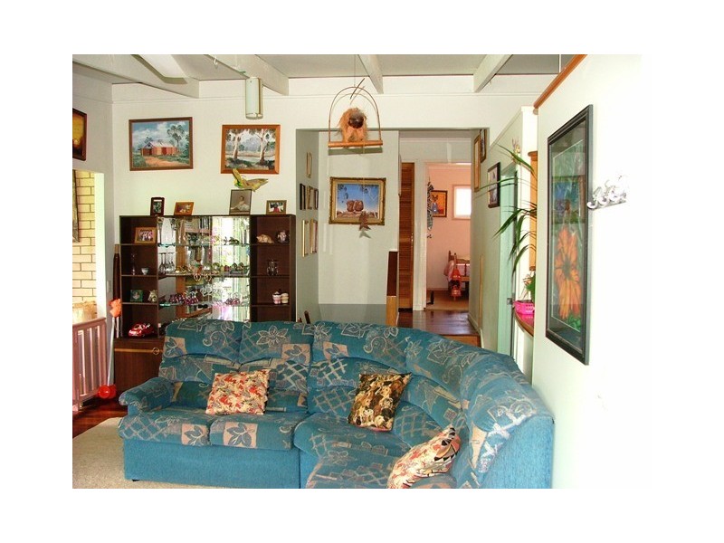 9 Conrad Court, Nambour QLD 4560