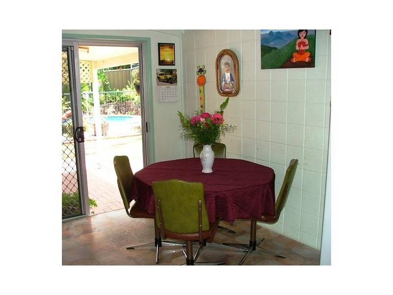 9 Conrad Court, Nambour QLD 4560