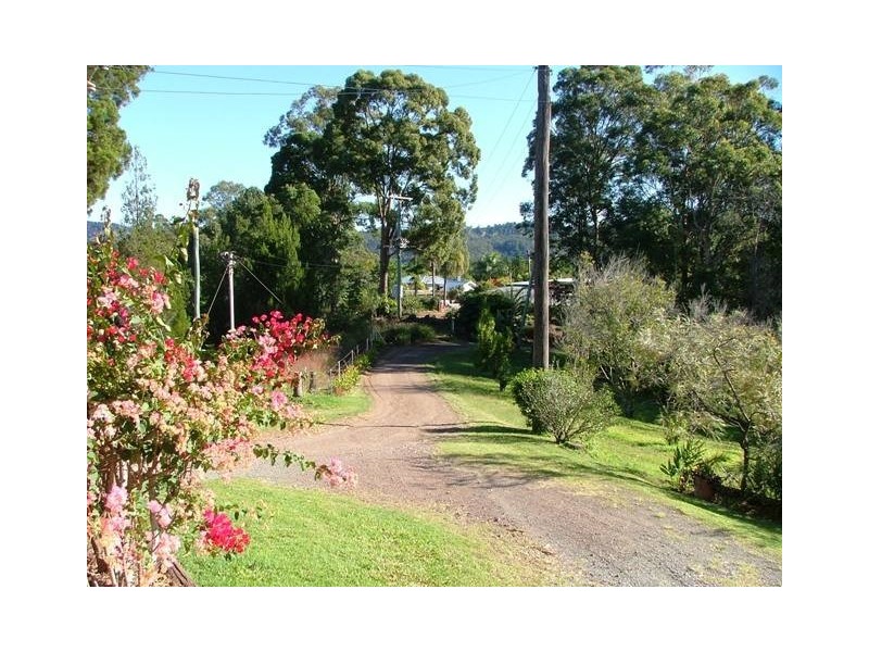431 Blackall Range Rd, Woombye QLD 4559