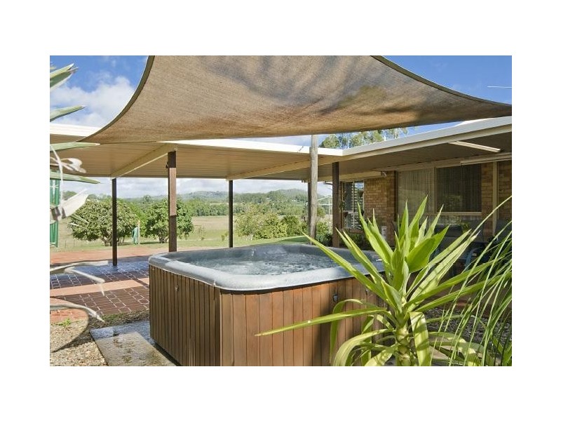 384 Paynters Creek Road, Nambour QLD 4560