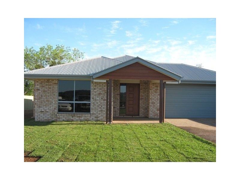 10 Cooee court, Coes Creek QLD 4560