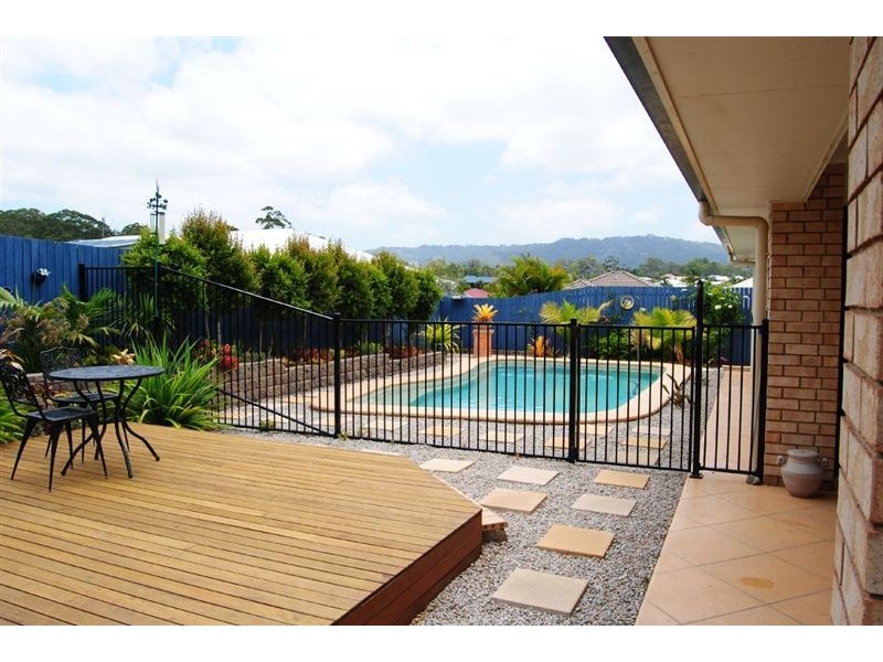 48 Old Orchard Drive, Palmwoods QLD 4555