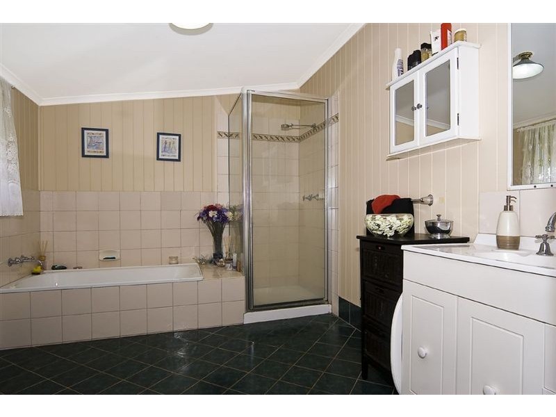 119 Nambour Mapleton Rd, Nambour QLD 4560