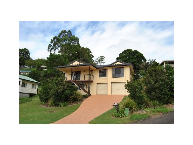 14 Kooyonga Court, Nambour QLD 4560