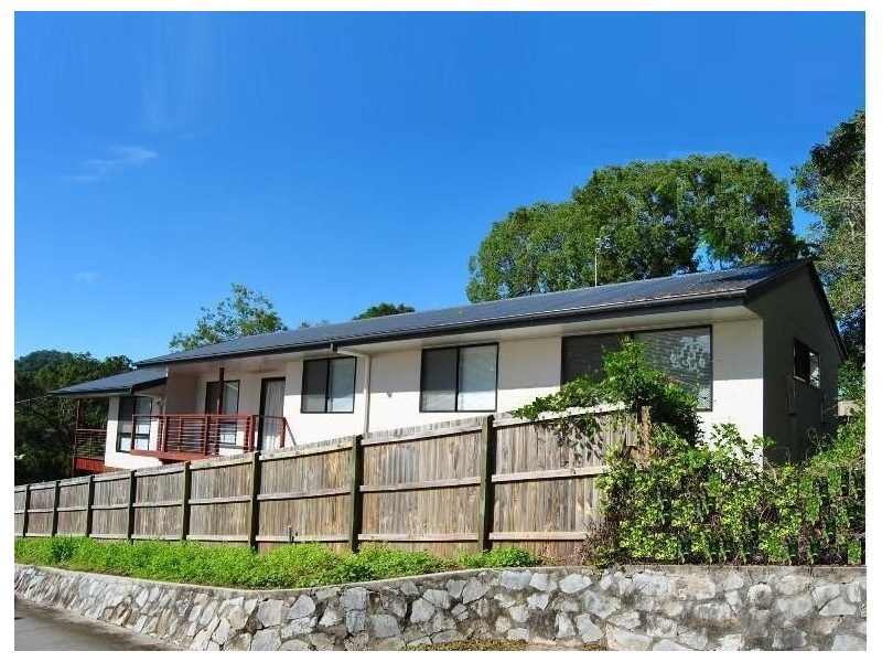 13 George St, Nambour QLD 4560