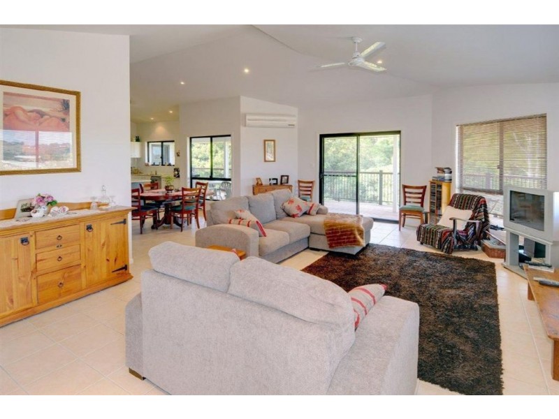 17 Longview Place, Woombye QLD 4559