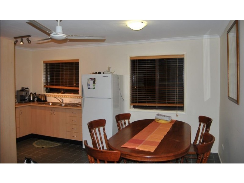 16 Elizabeth Way, Nambour QLD 4560