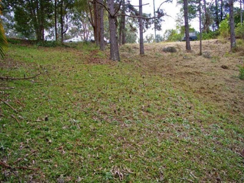 80 Panorama Drive, Nambour QLD 4560