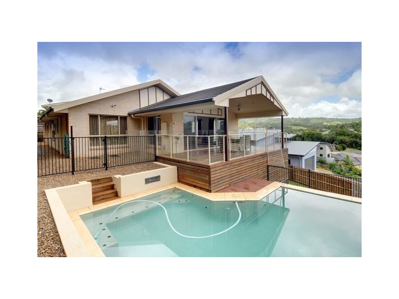 18 Warabi Place, Nambour QLD 4560