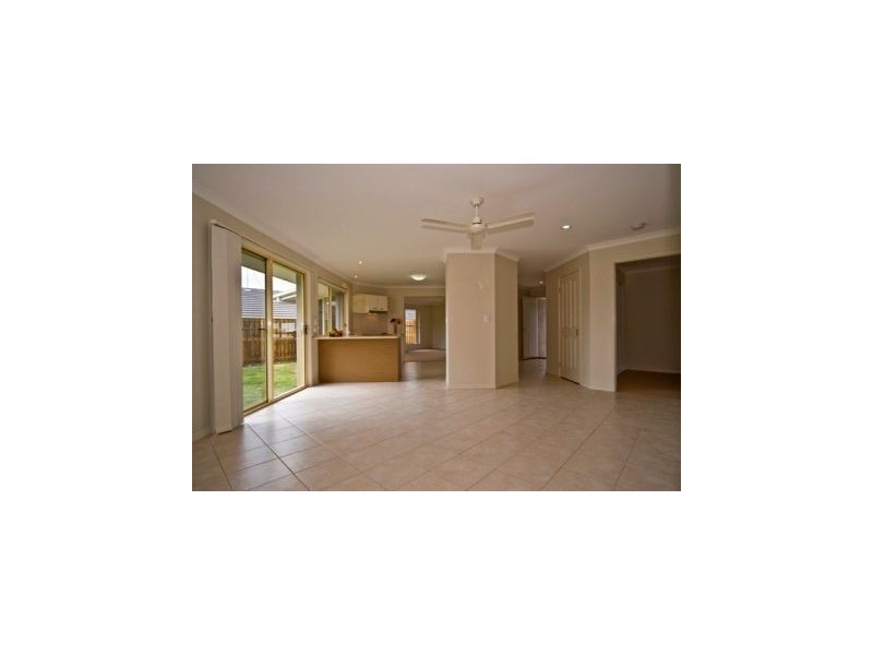 20 Presentation Boulevard, Nambour QLD 4560