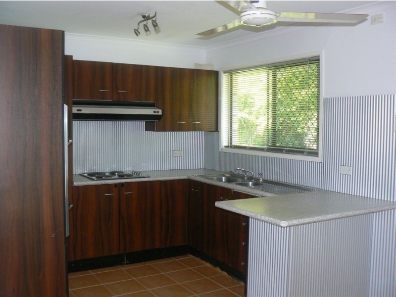 7 Lawson Close, Nambour QLD 4560