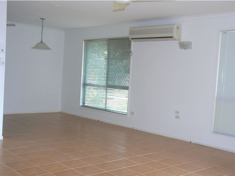7 Lawson Close, Nambour QLD 4560