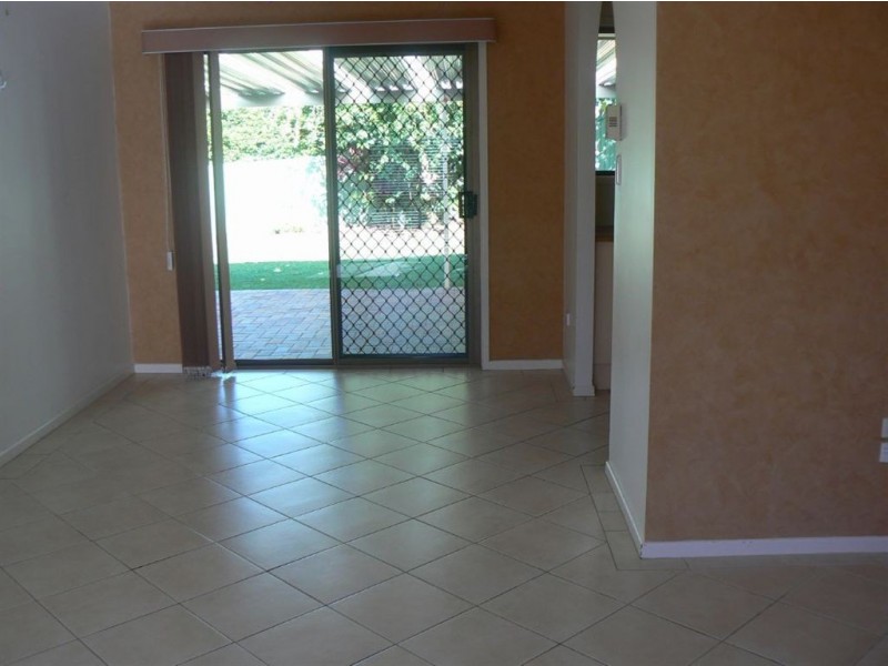 10 Yindi St, Buderim QLD 4556