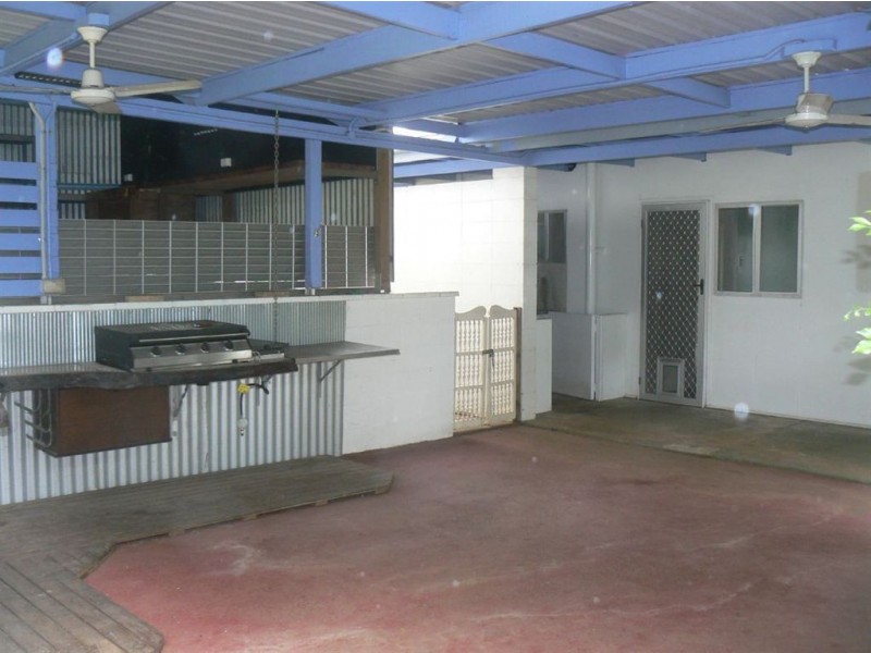 10 Aspland St, Nambour QLD 4560