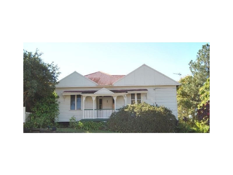 17 `Maud St, Nambour QLD 4560