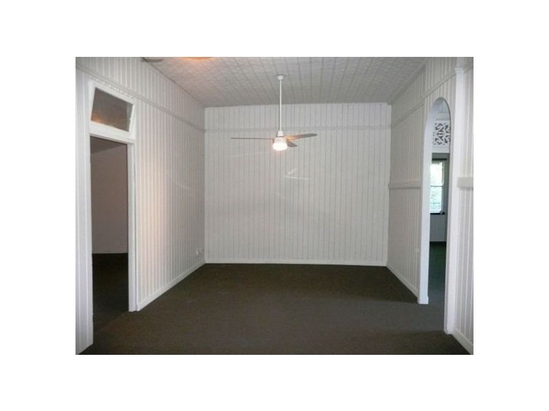 17 Maud st, Nambour QLD 4560