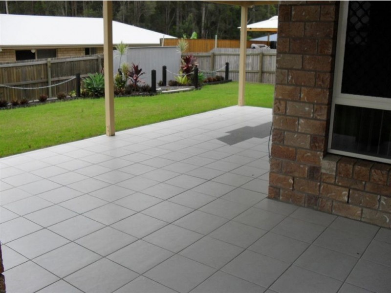 15 Tuckers Creek Rd, Nambour QLD 4560