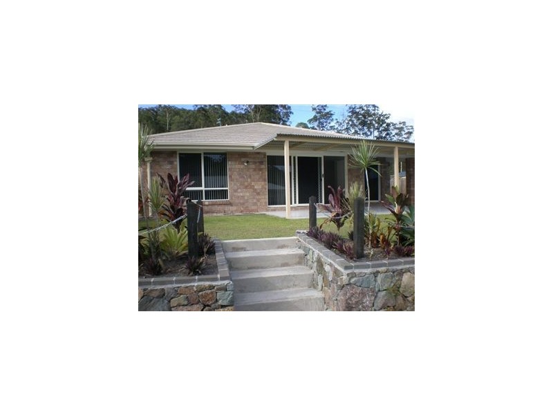 15 Tuckers Creek Rd, Nambour QLD 4560