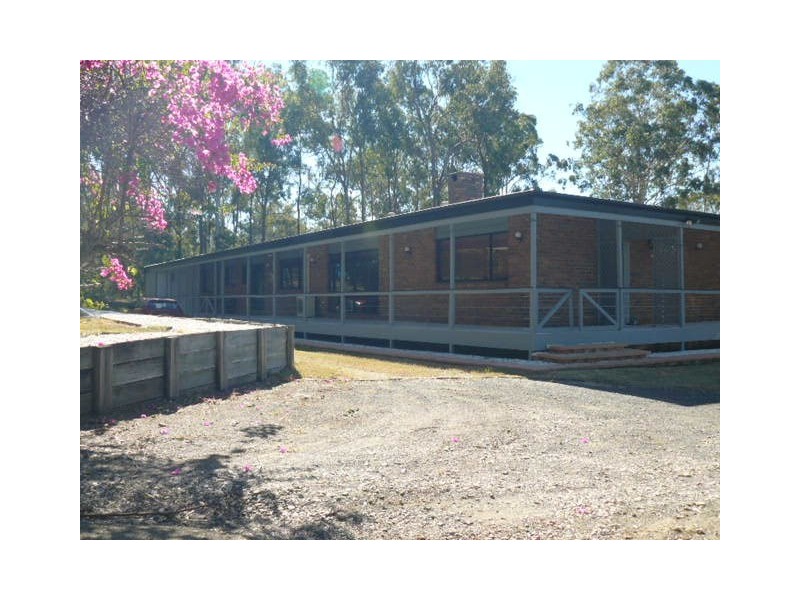354 Clifton Drive, North Maclean QLD 4280