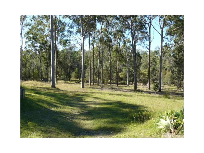 354 Clifton Drive, North Maclean QLD 4280