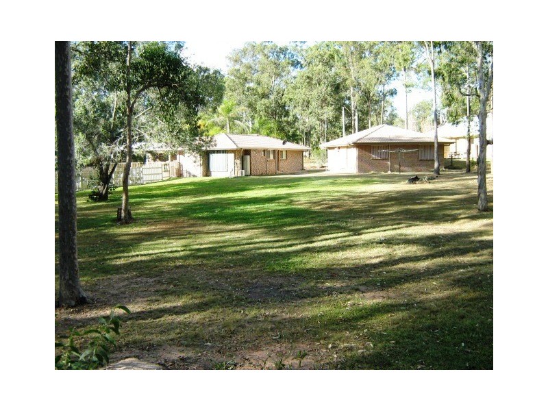 34 Madison Court, Munruben QLD 4125