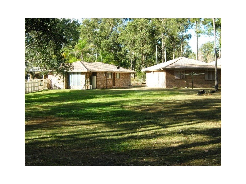 34 Madison Court, Munruben QLD 4125