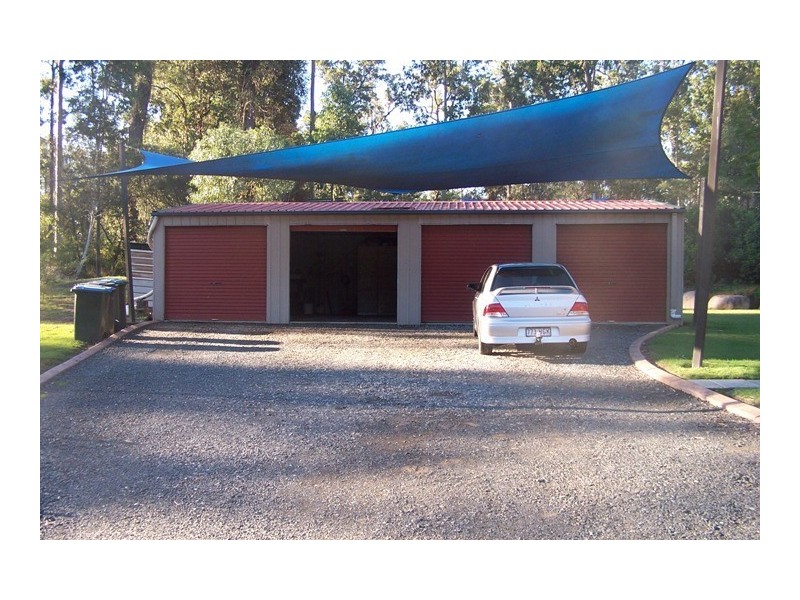39 Jindabyne Court, Greenbank QLD 4124