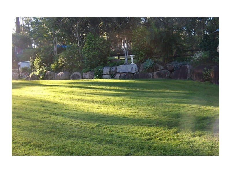 39 Jindabyne Court, Greenbank QLD 4124
