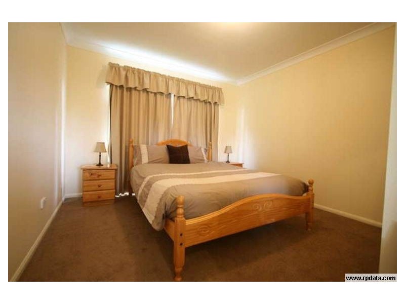 1 Horseshoe Crescent, New Beith QLD 4124