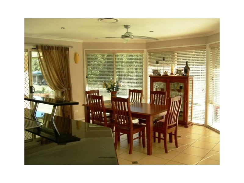 207 Equestrian Drive, New Beith QLD 4124