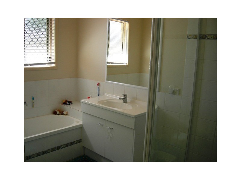 28 Paperbark Ct, New Beith QLD 4124