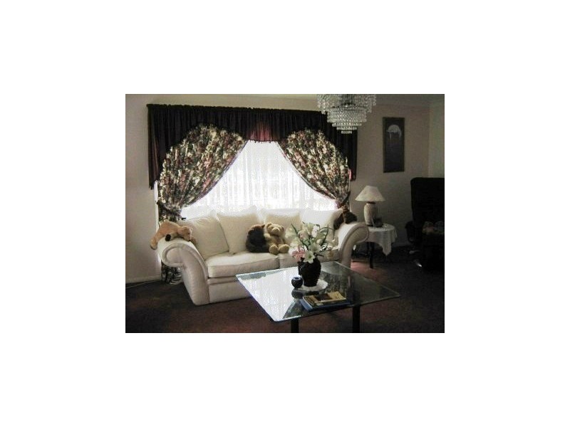 672 Middle Road, Greenbank QLD 4124