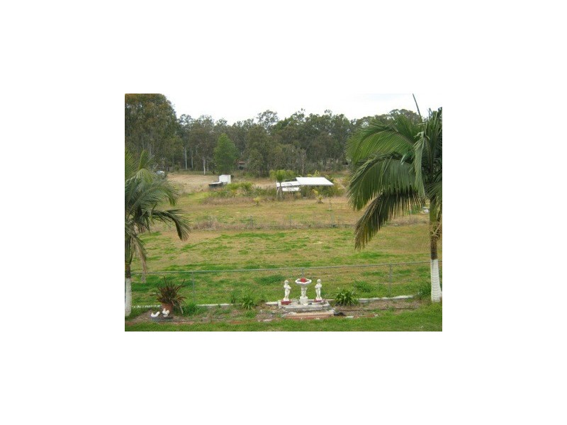 672 Middle Road, Greenbank QLD 4124