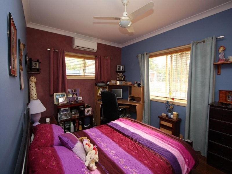47 Thylungra Rd, Park Ridge South QLD 4125