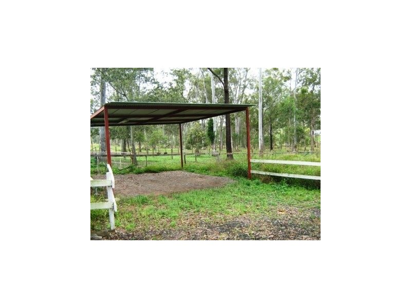 570 Middle Road, Greenbank QLD 4124