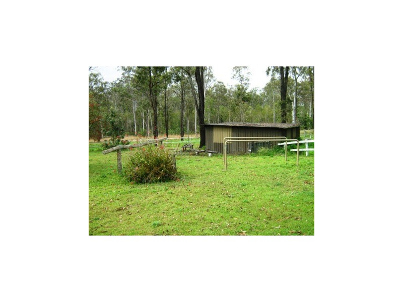 570 Middle Road, Greenbank QLD 4124