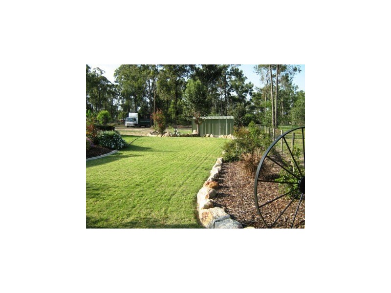 16-18 Quartz Close, New Beith QLD 4124