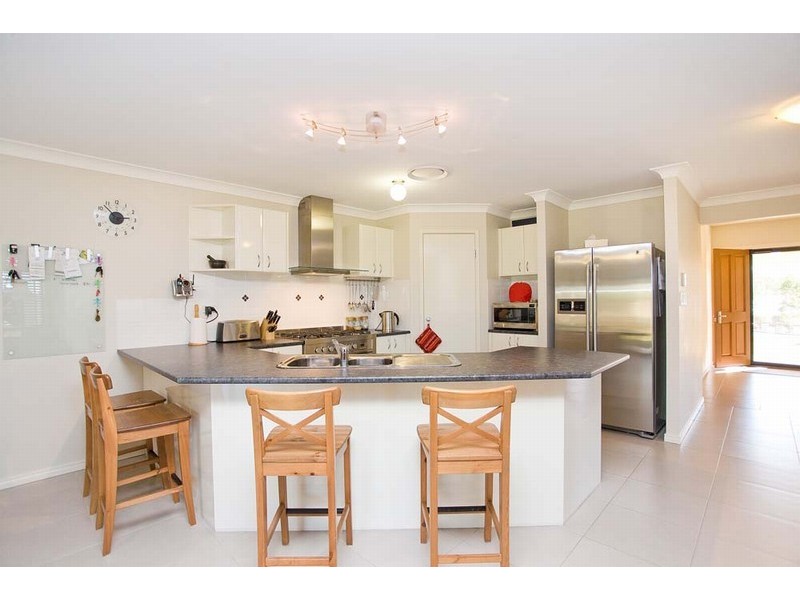 31-37 Blue Crane Court, New Beith QLD 4124